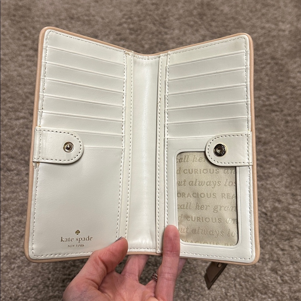 Kate Spade Lemon Grant Street Grainy Yellow Vinyl Neda Wallet - Picture 3 of 3